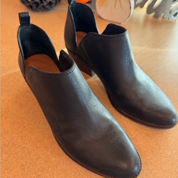 Lucky Brand Shoes - Lucky Brand Black Leather Shoes